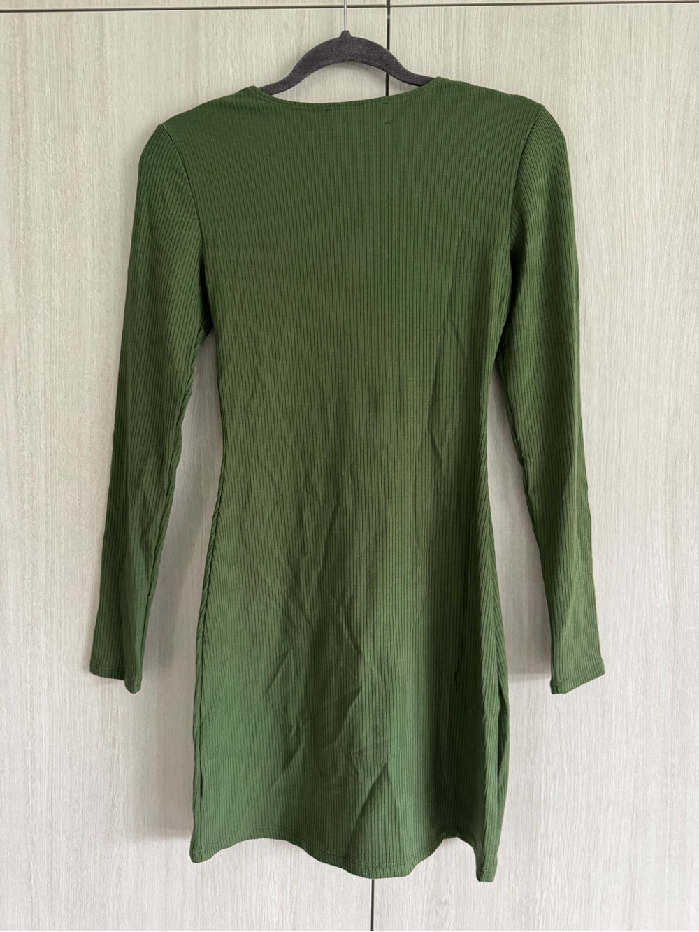 Reformation Olive Green Ribbed Long Sleeve Dress like NEW - Picture 3 of 5